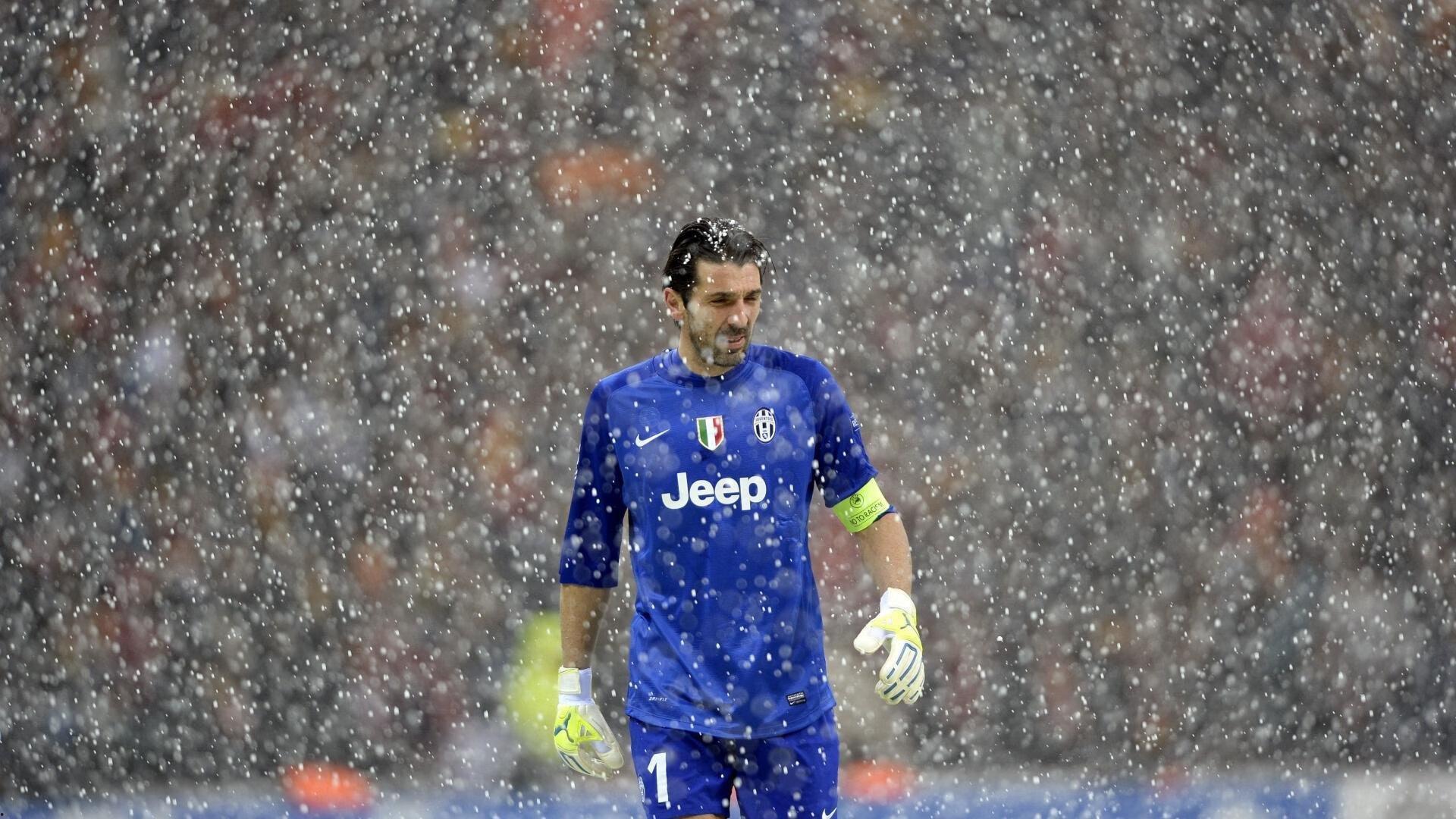 李刚仁赛季表现，身价小跌500万无碍赛季四冠王荣耀