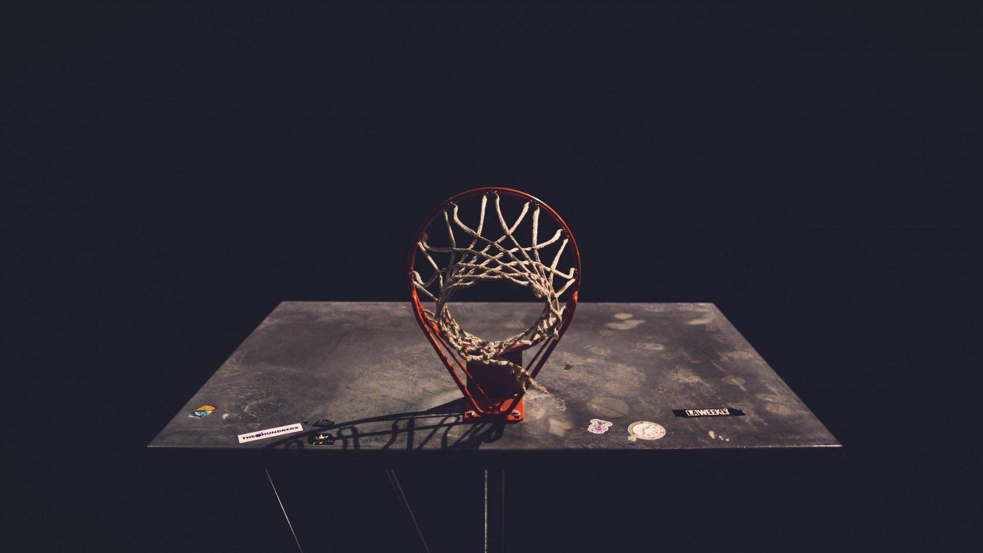 国米启动年轻化革命!三老将位置动摇,新赛季阵容面临洗牌